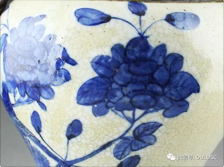 latest arrival [overseas return] late Qing brother glaze blue and white flower and bird porcelain table lamp pair into a year of production