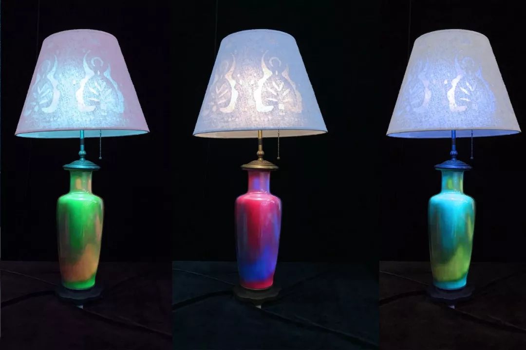 The value-for-money antique porcelain bottle has been converted into a lamp base and replaced with 3D printing technology for perfect preservation.