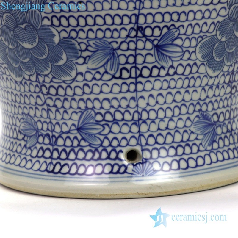ceramic table lamp with floral design