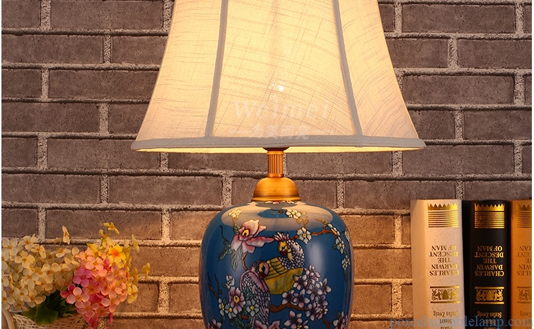 deep blue background flower design porcelain table lamp