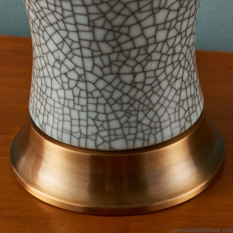  crack pattern retro style arts porcelain table lamp
