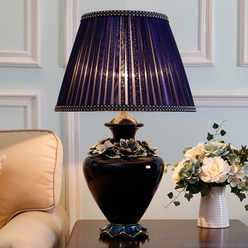 dark color enamel delicate luxury ceramic table lamp