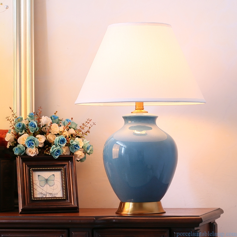 valuable large size copper ceramic table lamp 