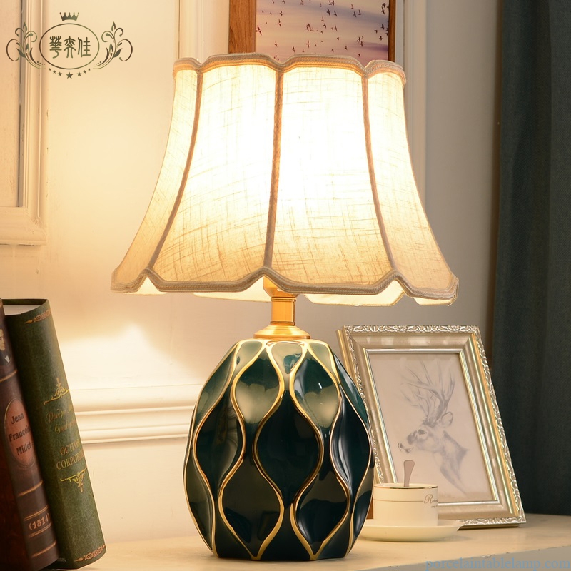 advanced home decoration retro porcelain table lamp