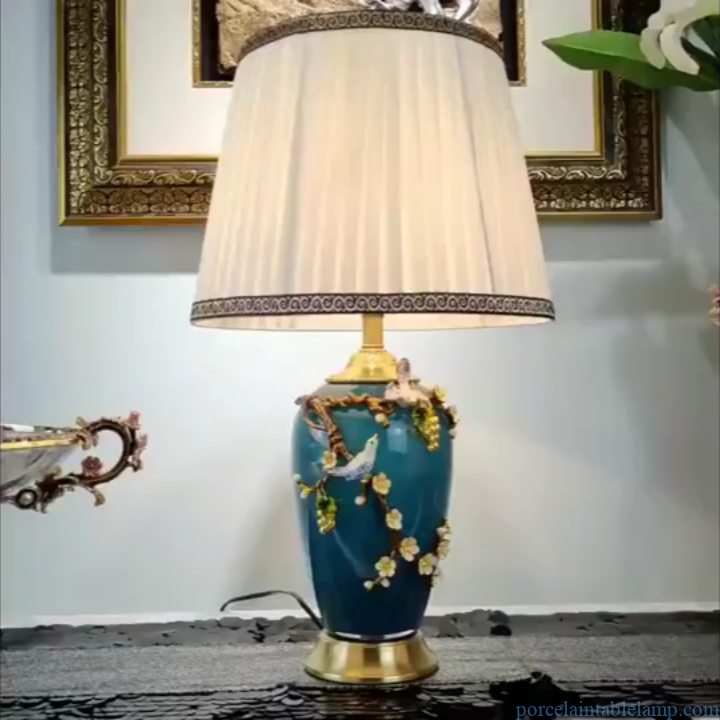 enamel luxury creative romantic flower and bird design ceramic table lamp