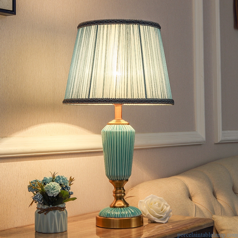 high quality warm light porcelain table lamp