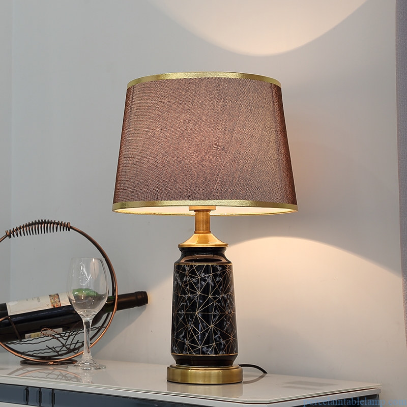 distinctive pattern retro creative small porcelain table lamp