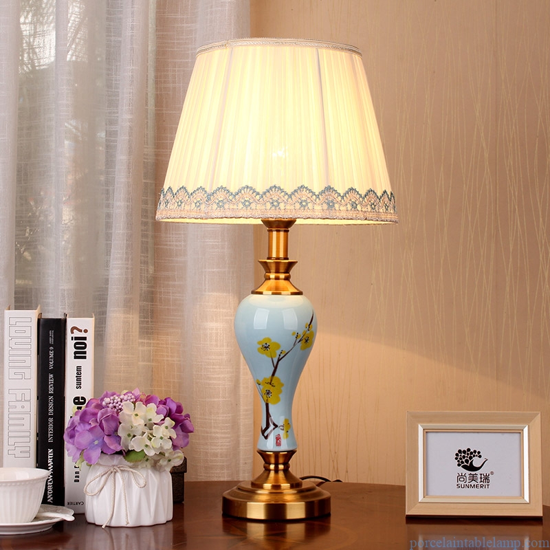 hand painted elegant pattern porcelain table lamp